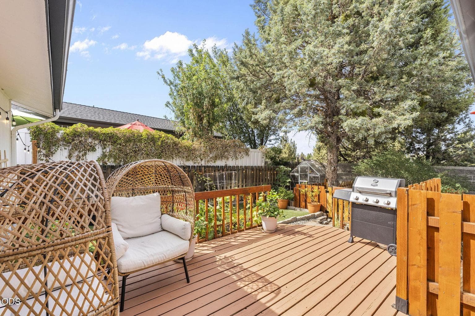 Photo of 2600 NE Rosemary Drive 21 of 27
