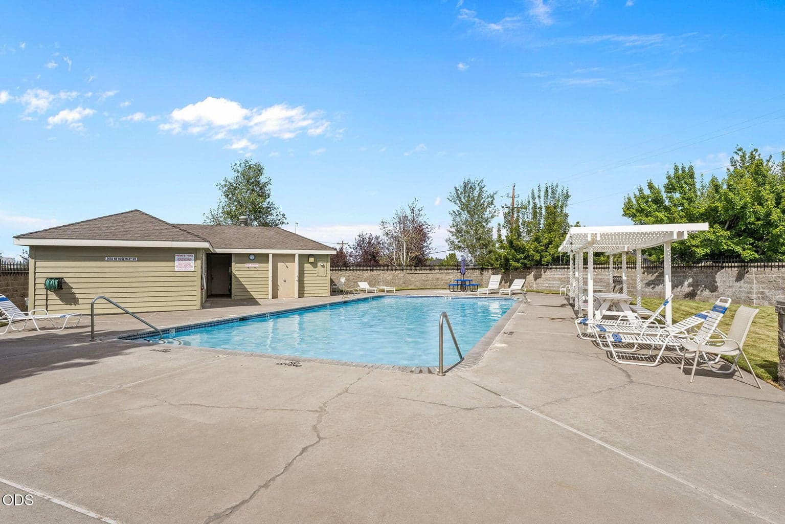 Photo of 2600 NE Rosemary Drive 27 of 27