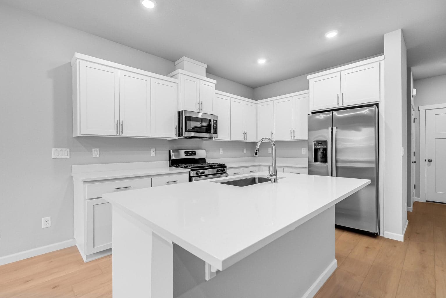 Photo of 745 NW Upas Avenue 8 of 24