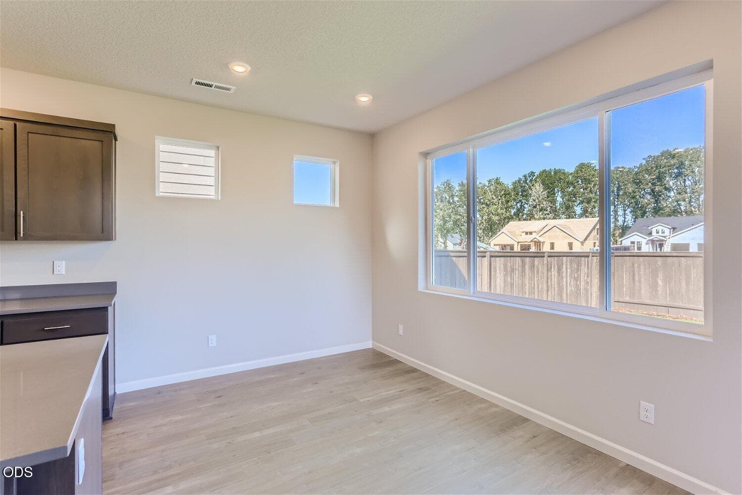 Photo of 63110 NE Henningsen Pl 6 of 18
