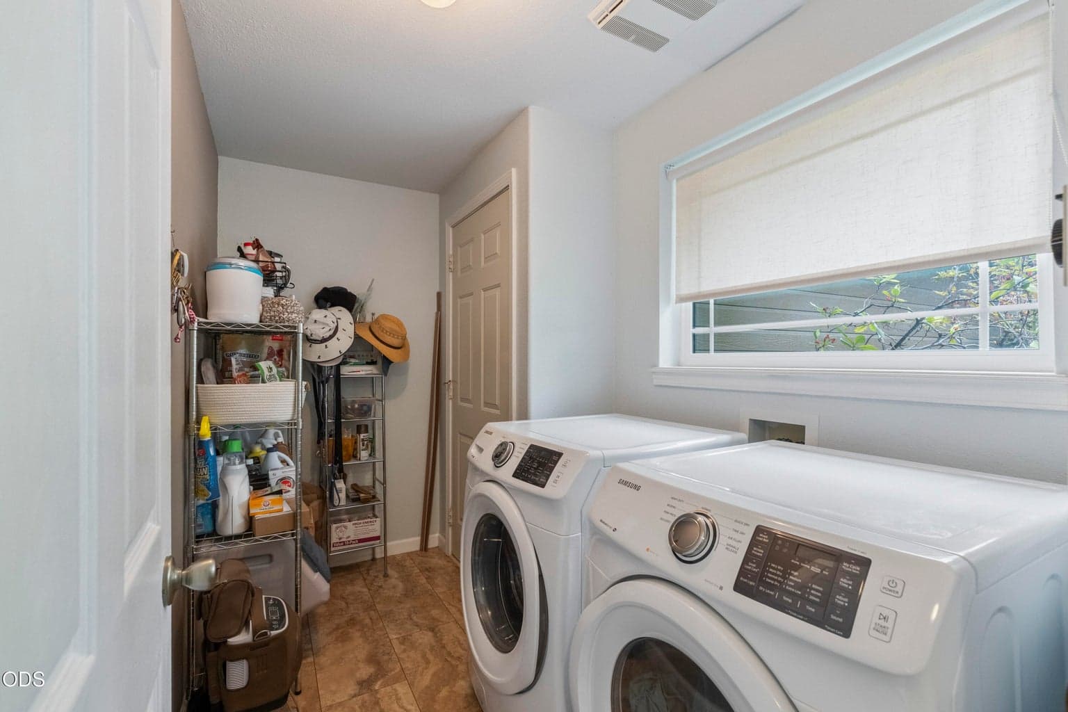 Photo of 2942 SW Quartz Avenue 20 of 29