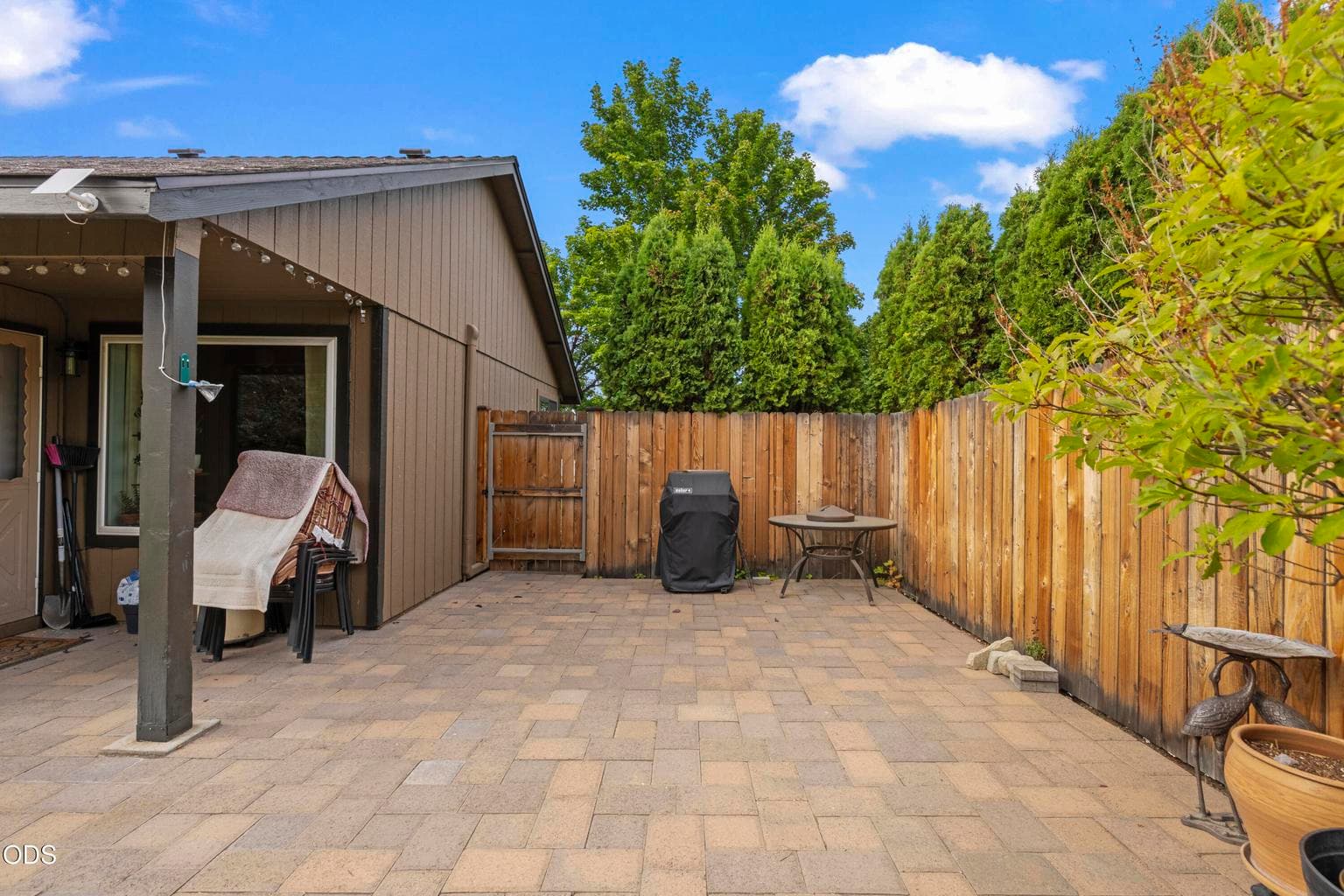 Photo of 2942 SW Quartz Avenue 22 of 29