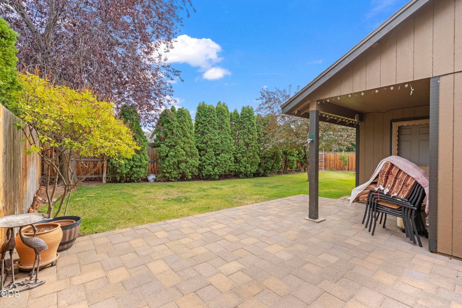 Photo of 2942 SW Quartz Avenue 23 of 29