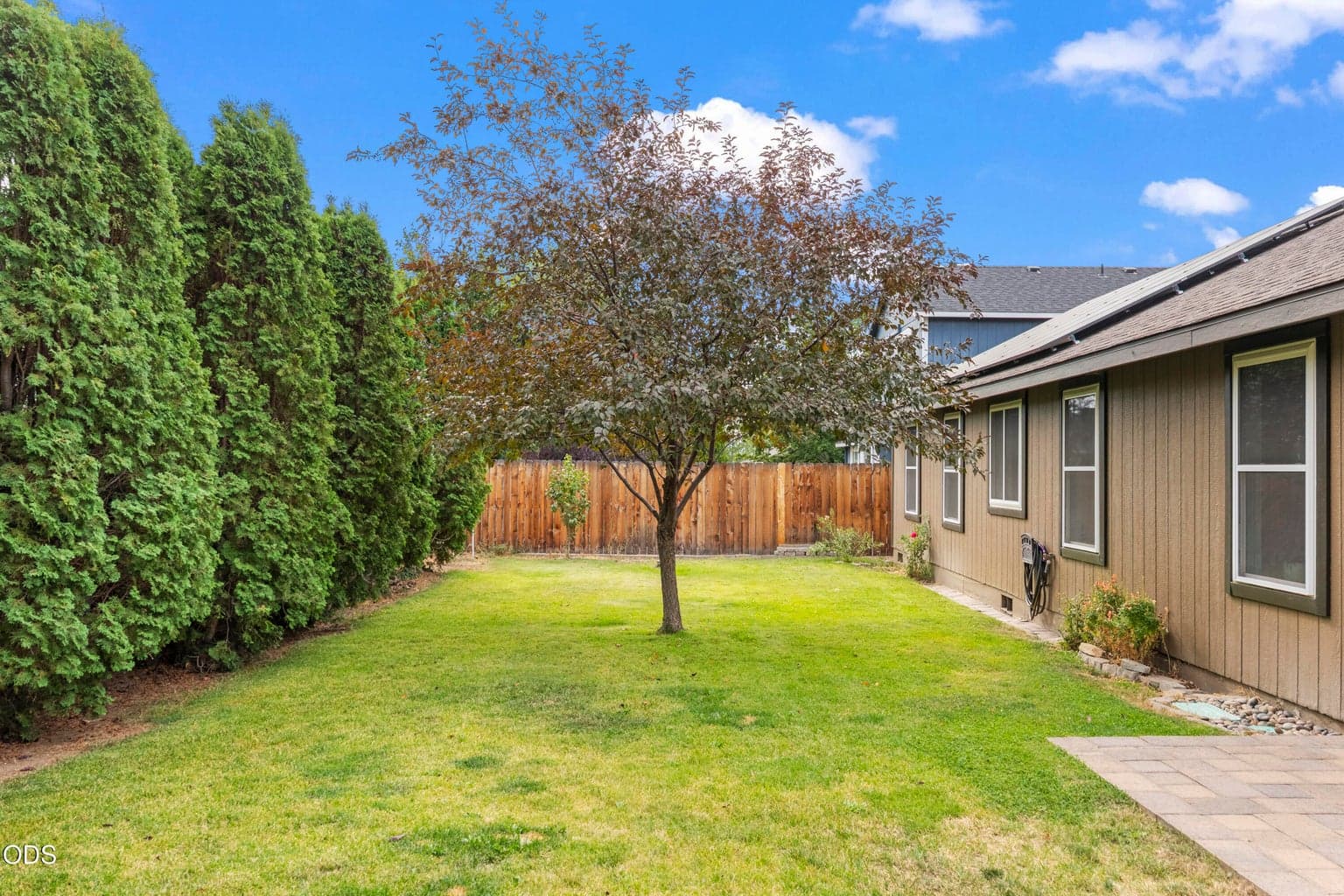 Photo of 2942 SW Quartz Avenue 24 of 29