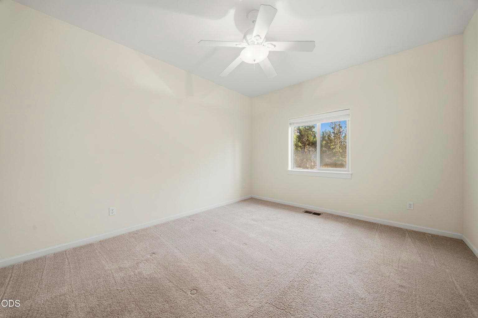 Photo of 17040 Kasserman Drive 19 of 42