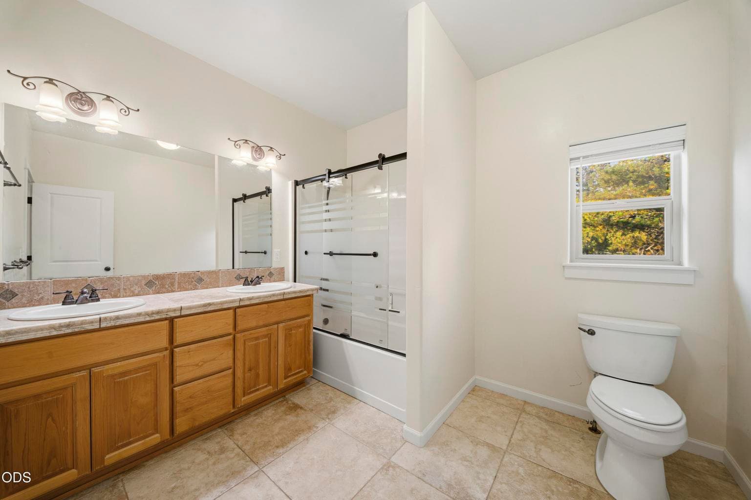 Photo of 17040 Kasserman Drive 21 of 42