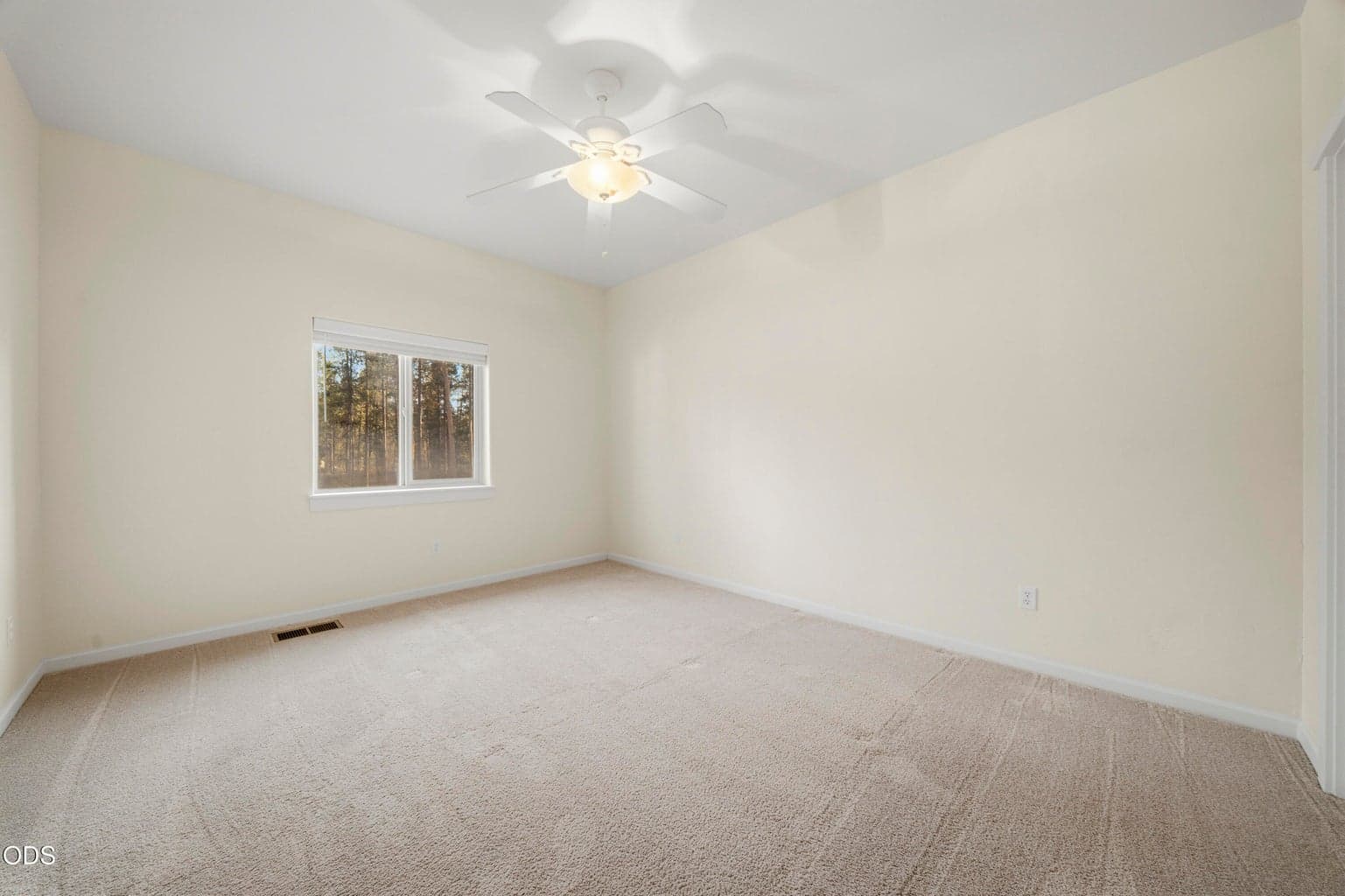 Photo of 17040 Kasserman Drive 22 of 42