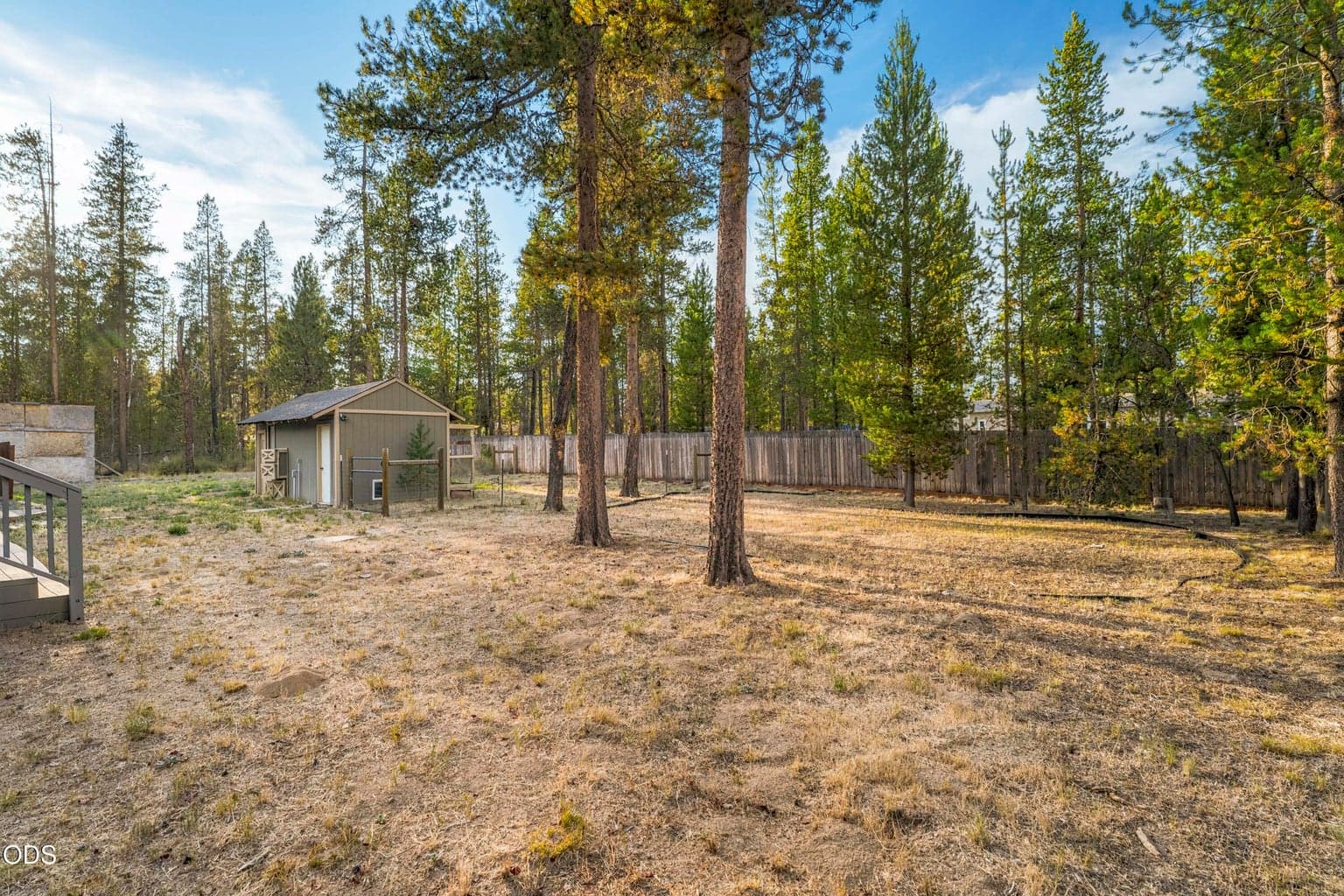 Easy maintenace back yard, with plenty of space for fun and games