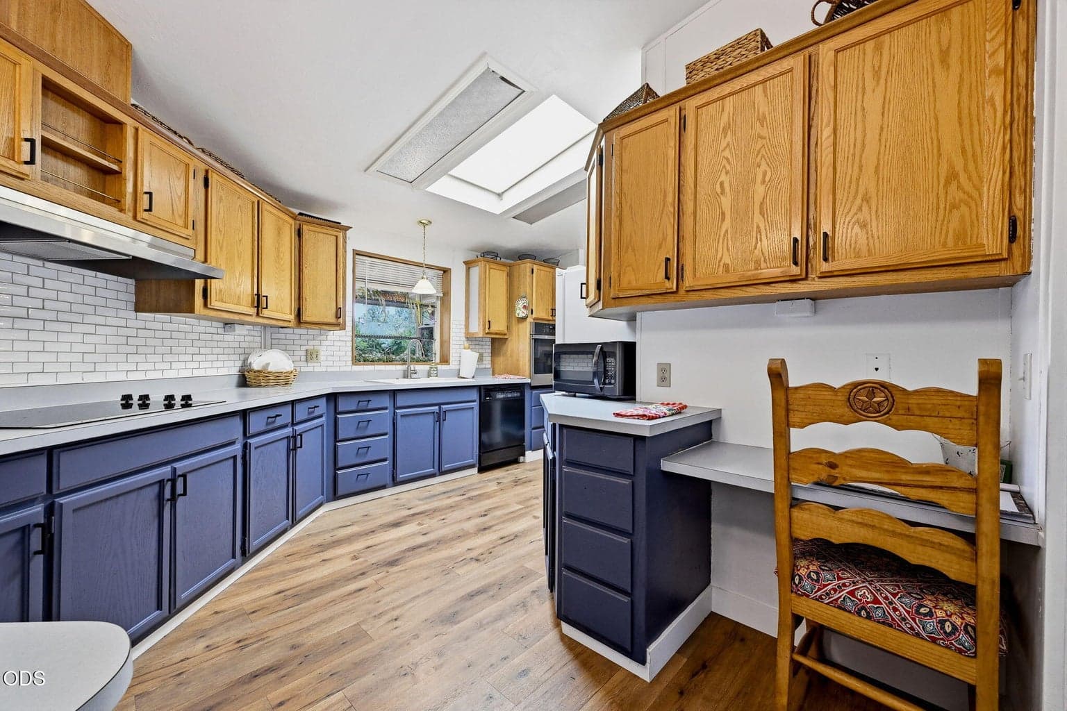 Photo of 61171 Chuckanut Drive 6 of 38