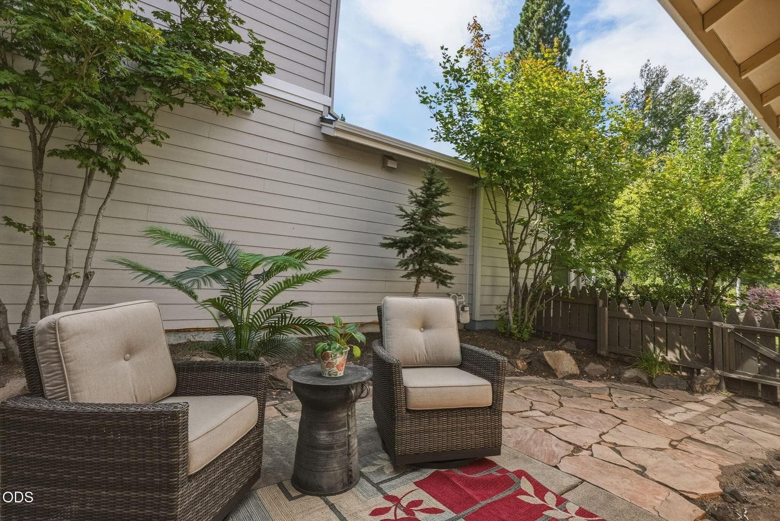 Photo of 61574 Devils Lake Drive 25 of 41