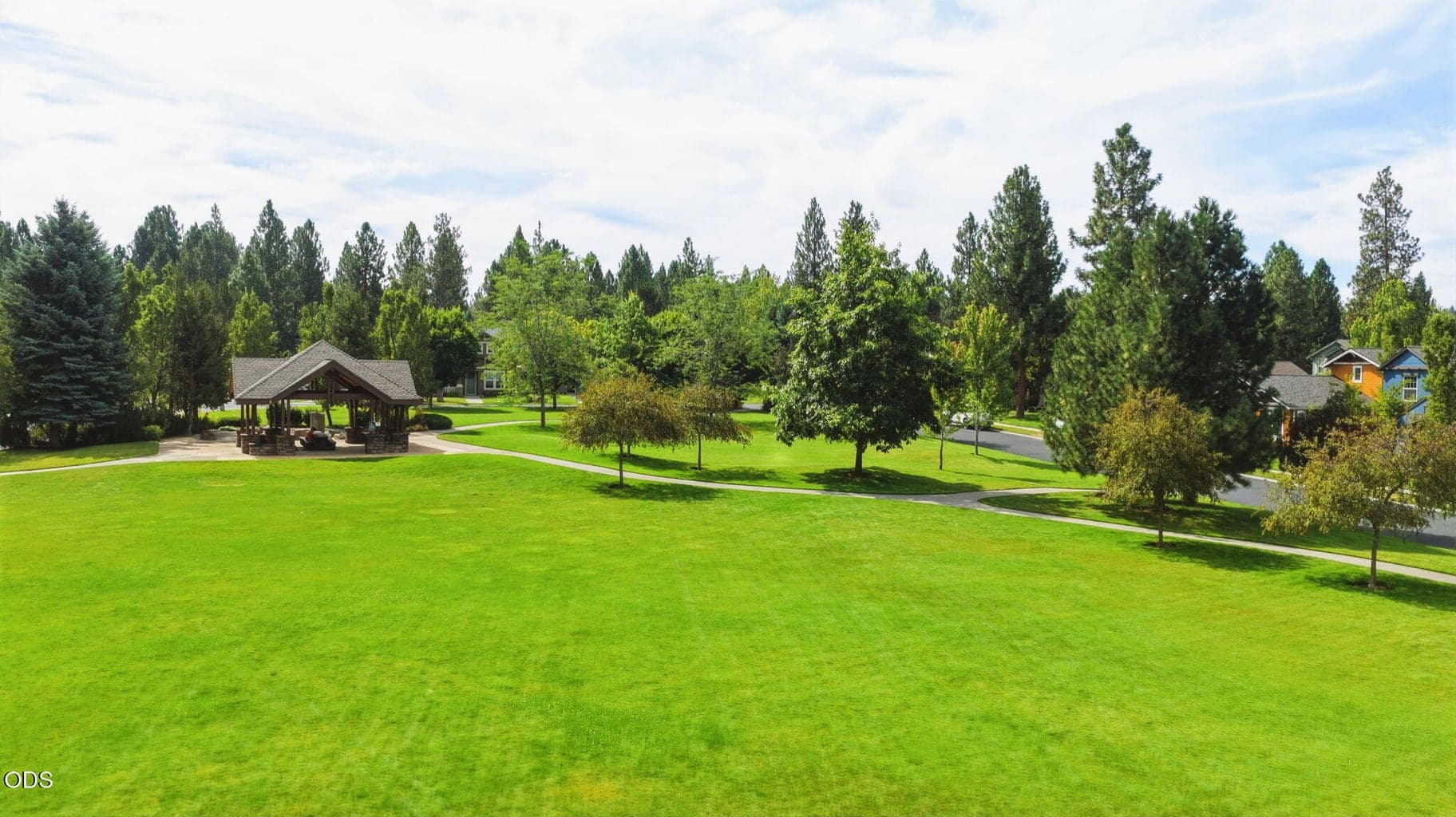 Photo of 61574 Devils Lake Drive 37 of 41