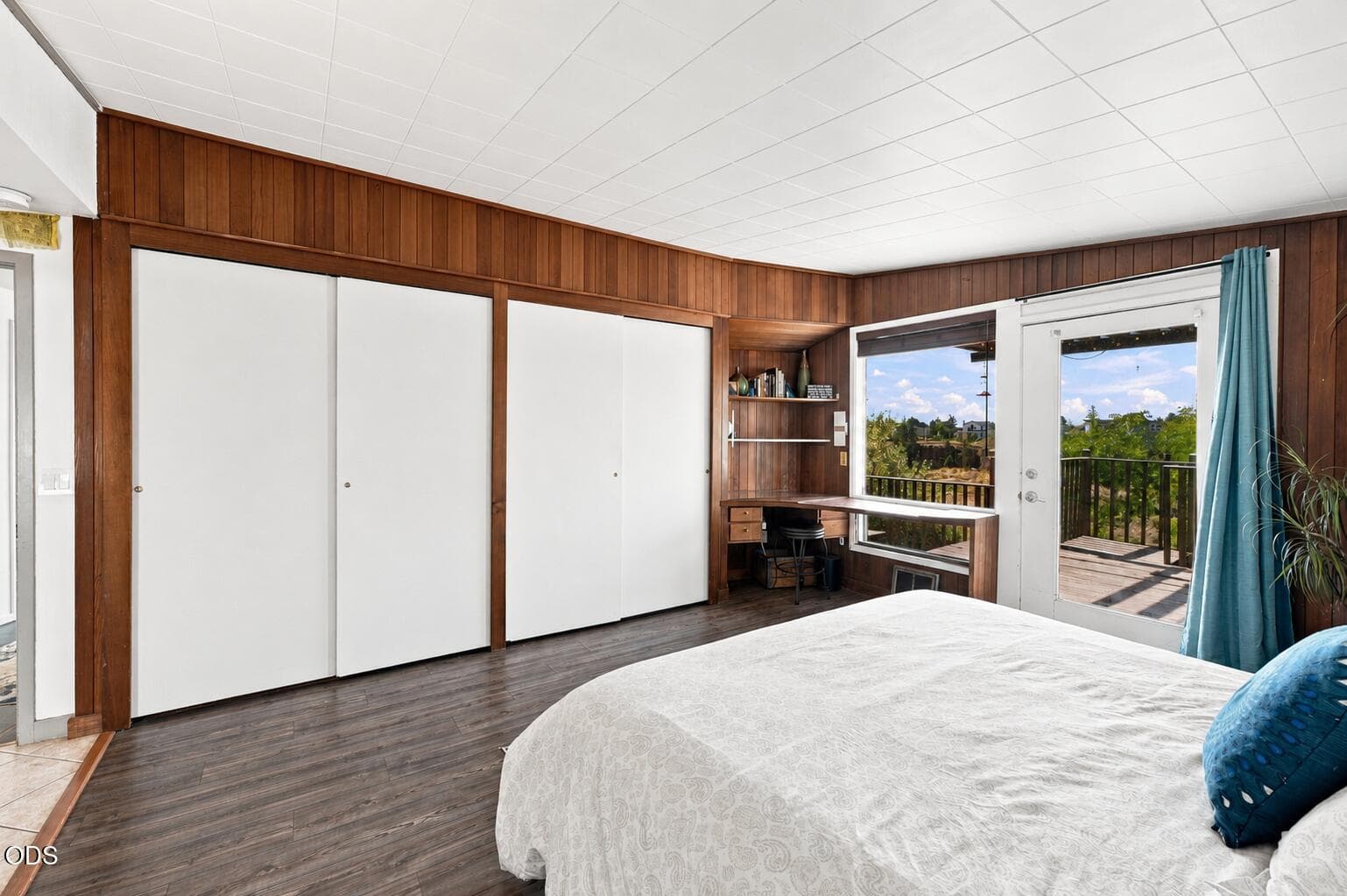 Photo of 655 NW Canyon Drive 13 of 48