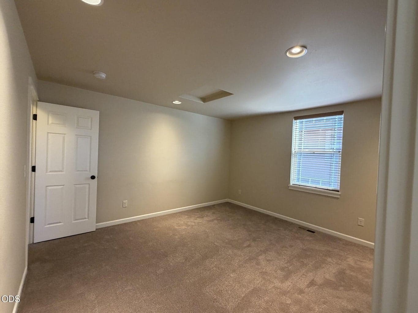 Photo of 2750 NE Great Horned Place 17 of 51