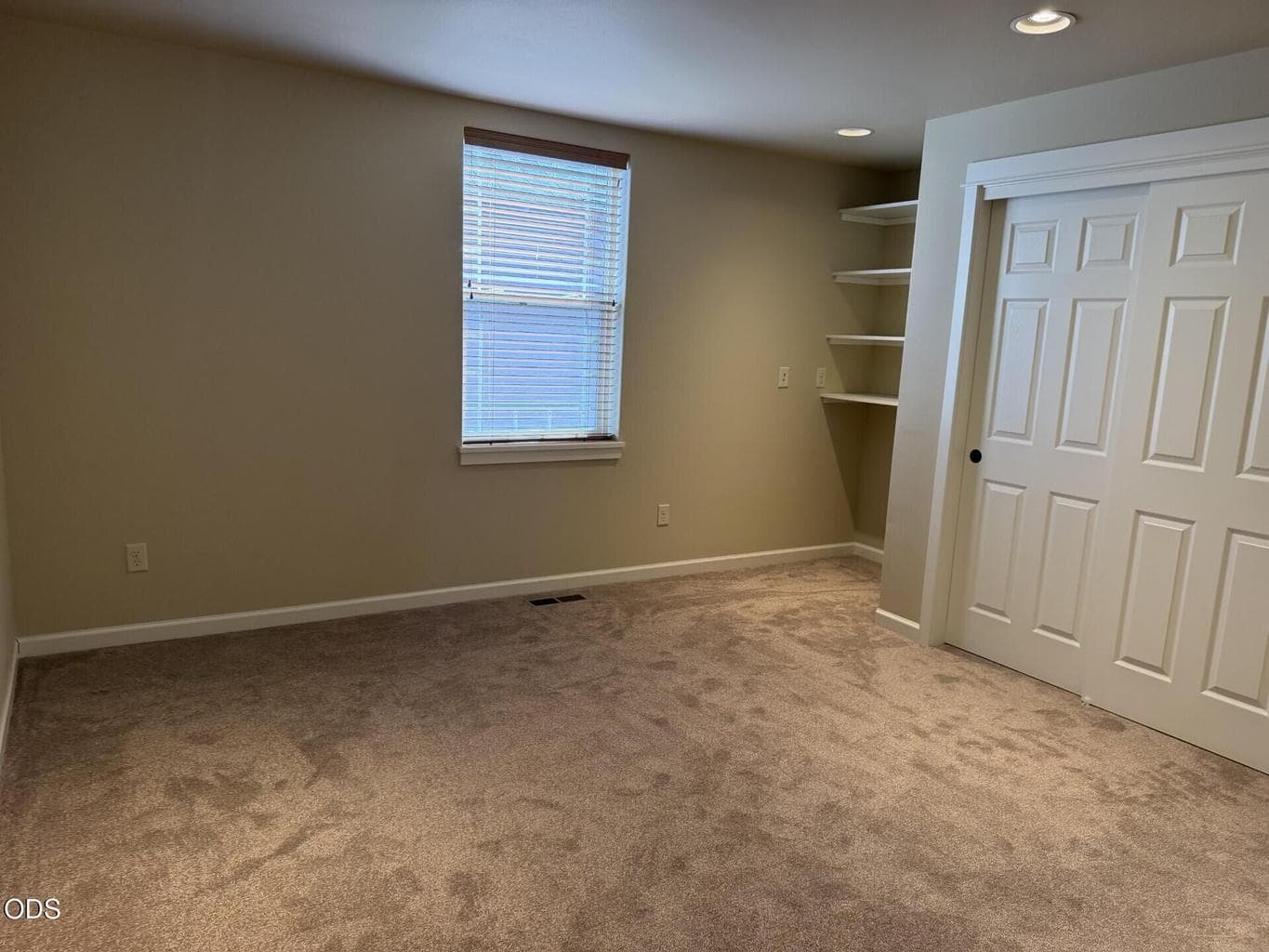 Photo of 2750 NE Great Horned Place 25 of 51