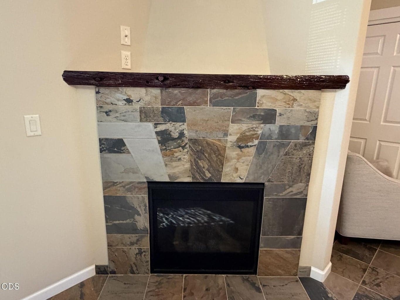 Photo of 2750 NE Great Horned Place 6 of 51