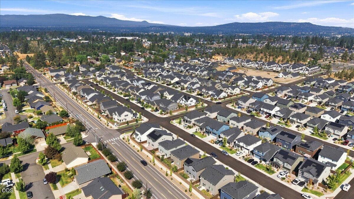 Photo of 20621 SE Gemstone Avenue 45 of 45
