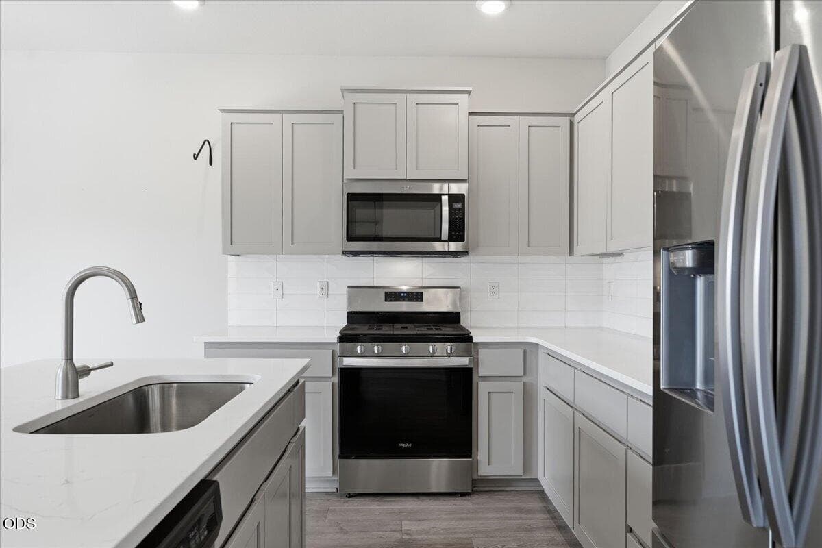 Photo of 20621 Gemstone Avenue 4 of 45
