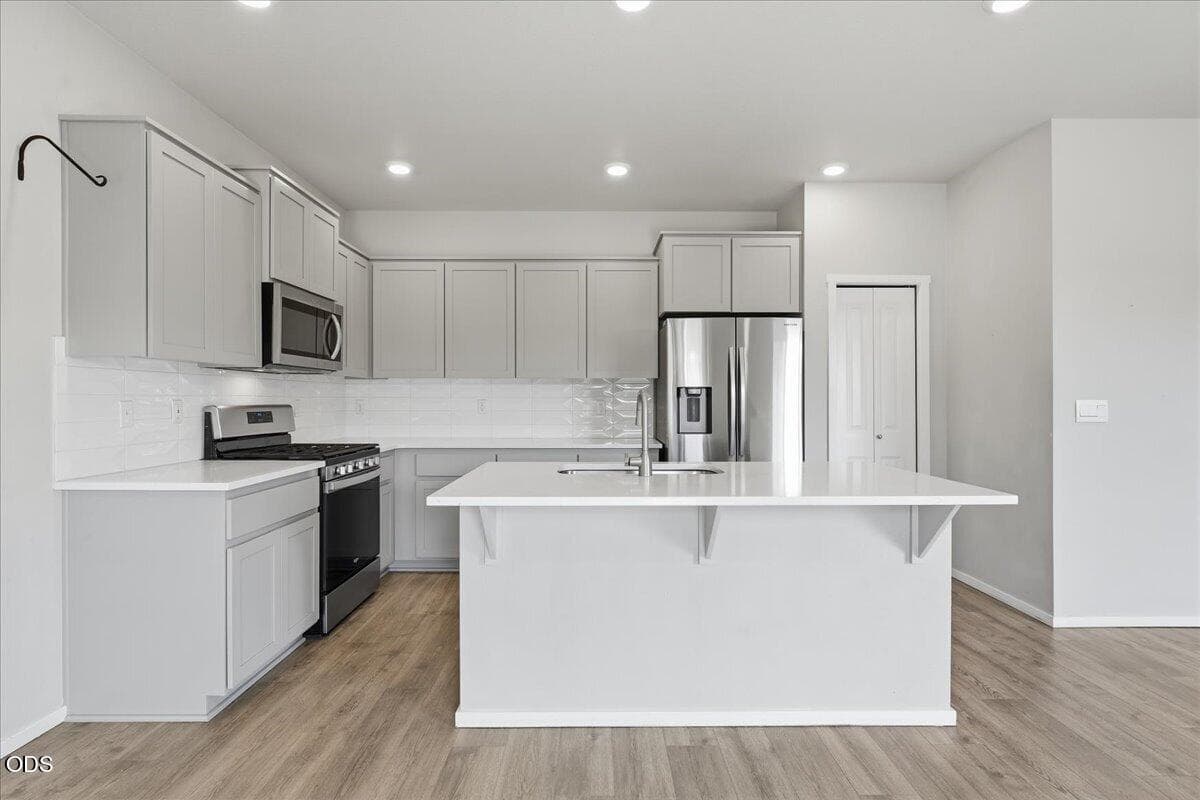 Photo of 20621 Gemstone Avenue 5 of 45