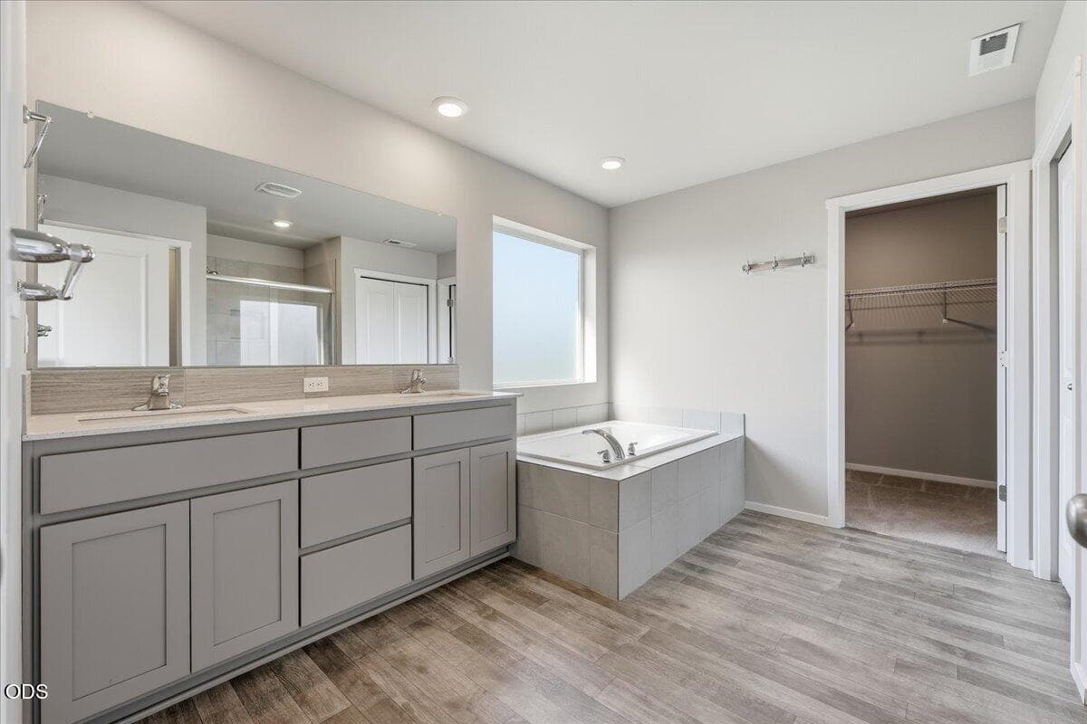 Photo of 20621 SE Gemstone Avenue 20 of 45