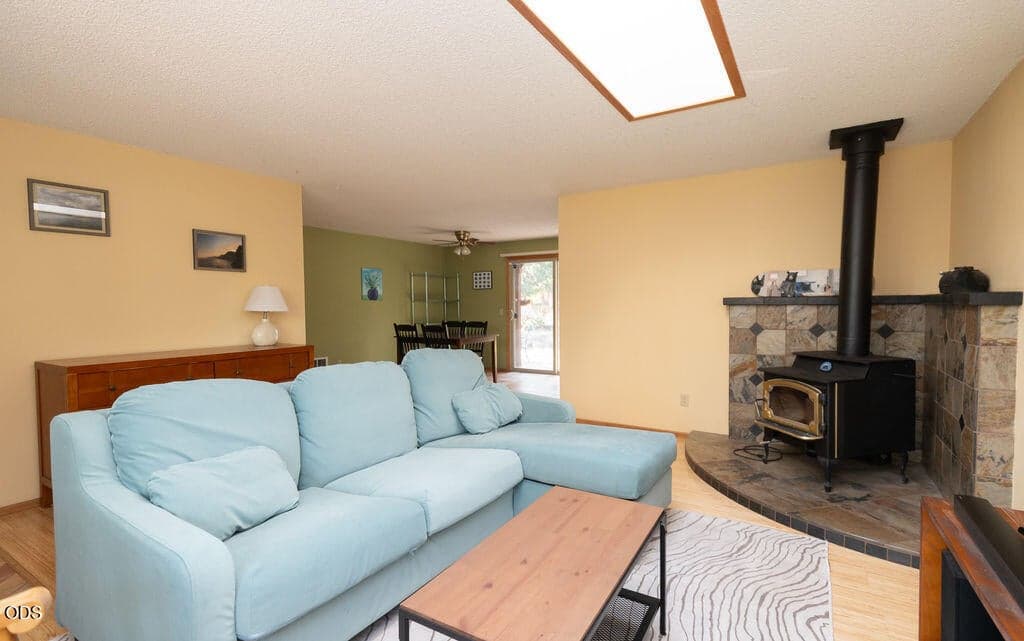 Photo of 20941 Desert Woods Drive 11 of 33