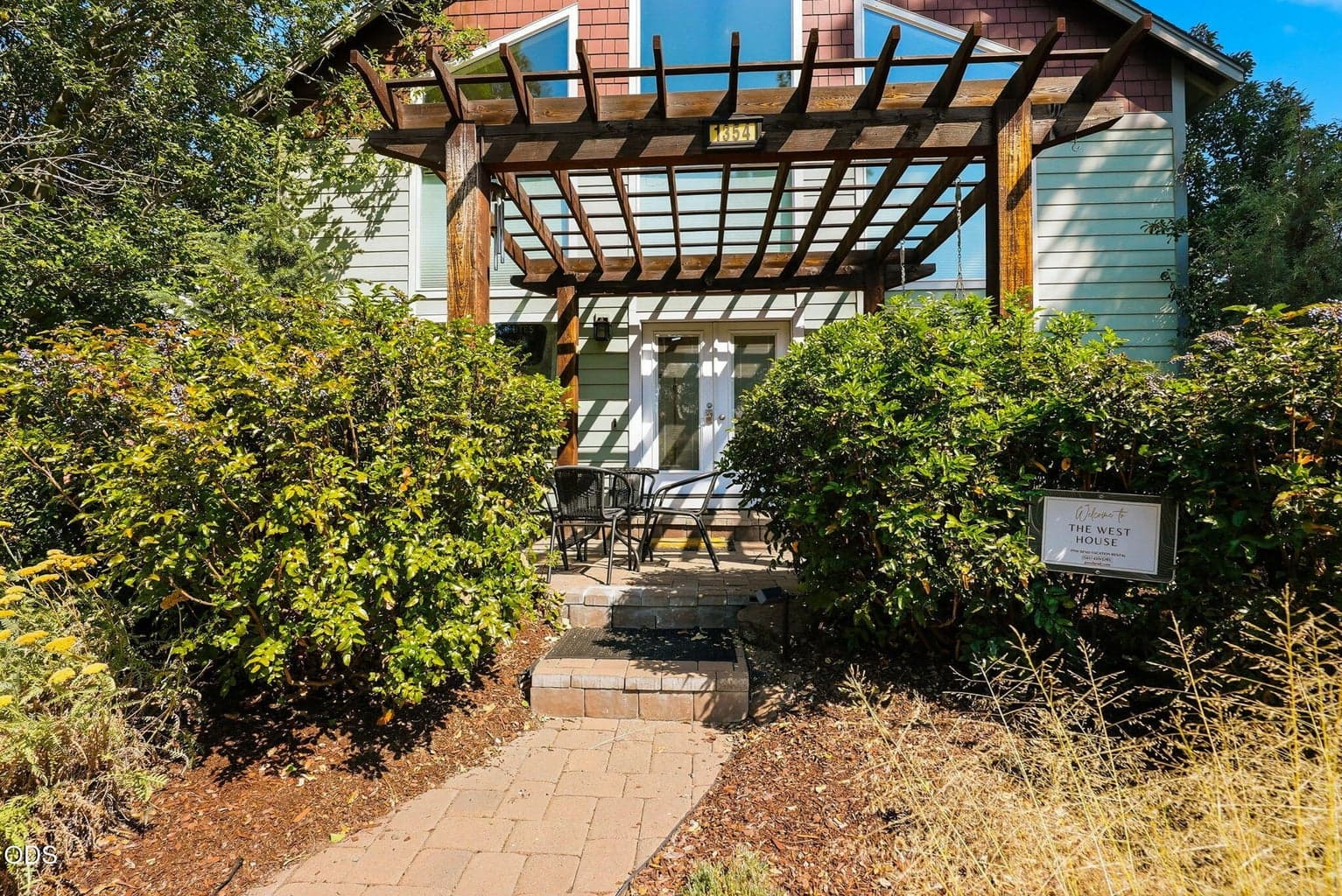 Photo of 1354 Baltimore Avenue 4 of 47