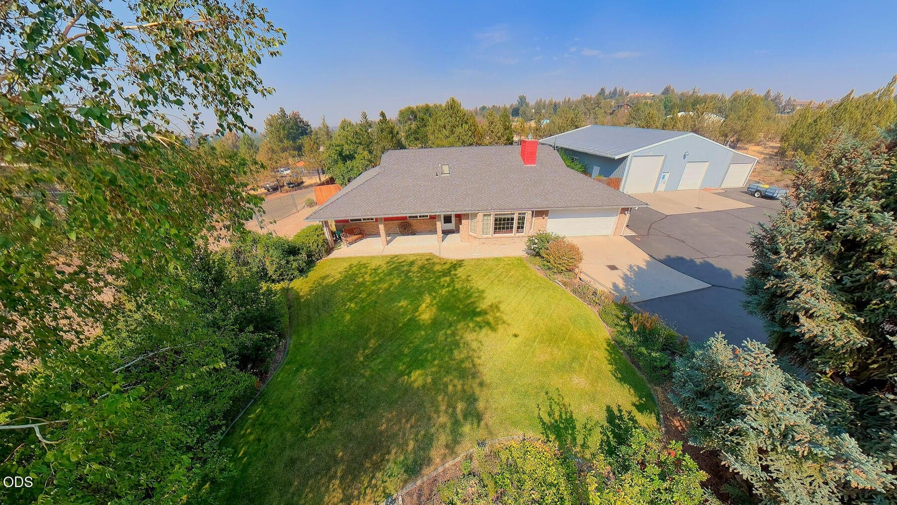 Photo of 200 SE Crestview Lane 43 of 46