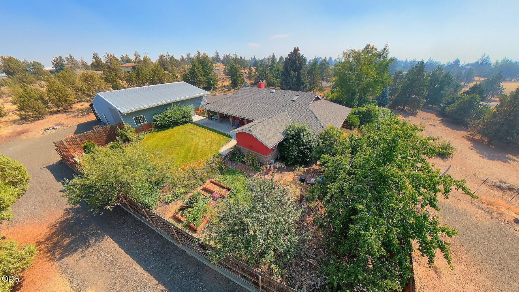 Photo of 200 SE Crestview Lane 44 of 46