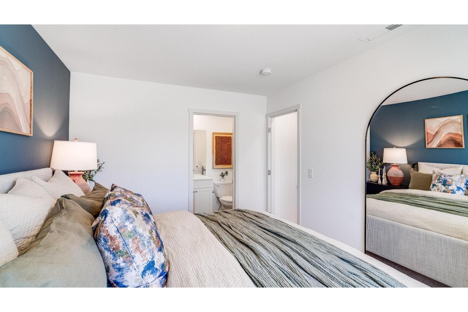 Photo of 16628 Memorial Lane 25 of 29
