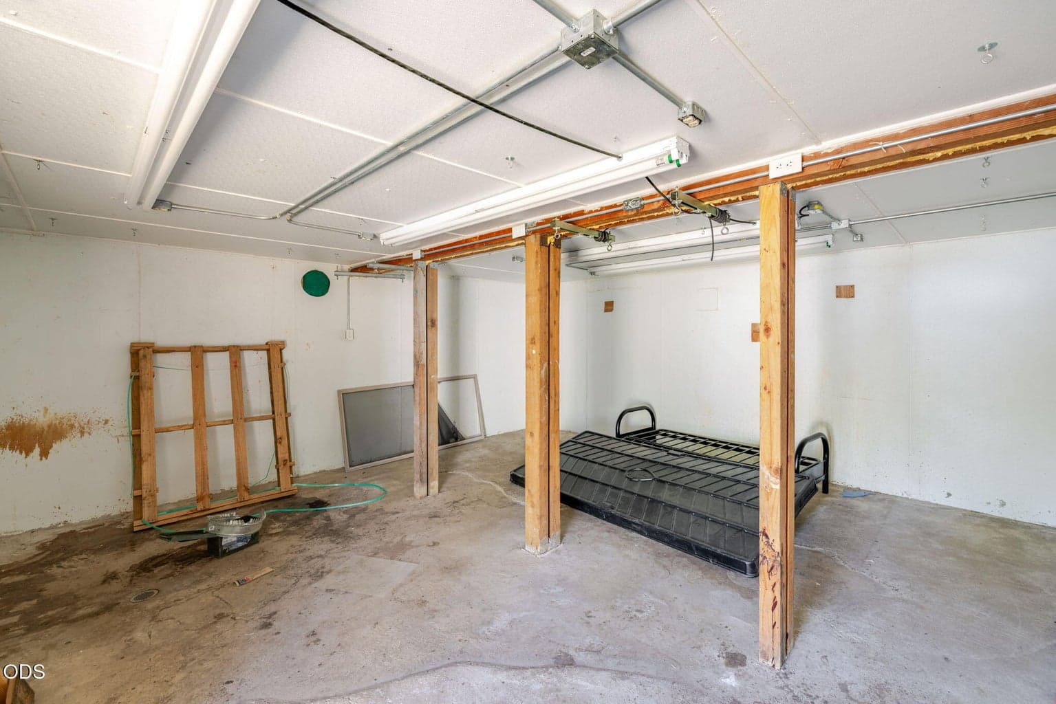 Photo of 17661 Suza Court 35 of 38
