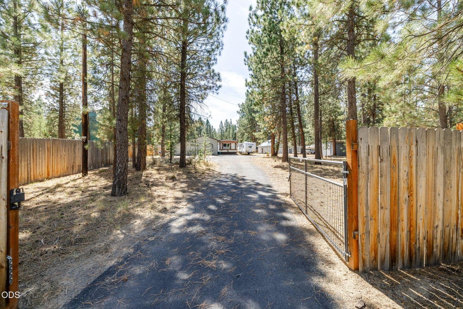 Photo of 17661 Suza Court 5 of 38