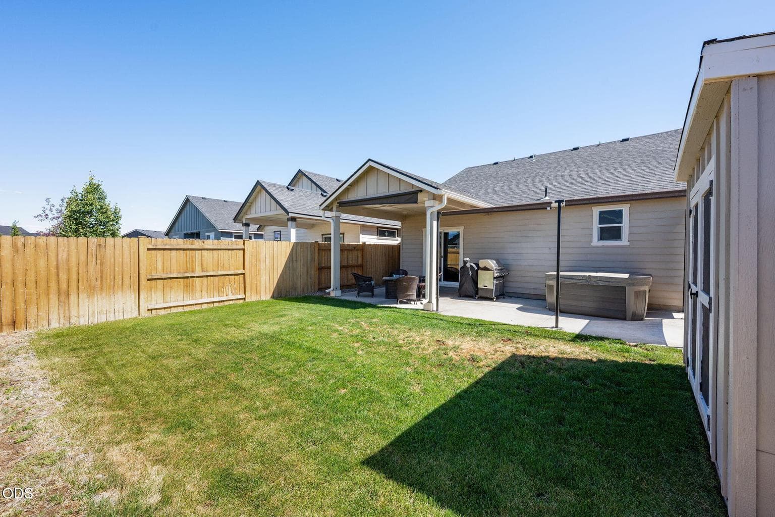 Photo of 1549 NW Upas Place 27 of 28