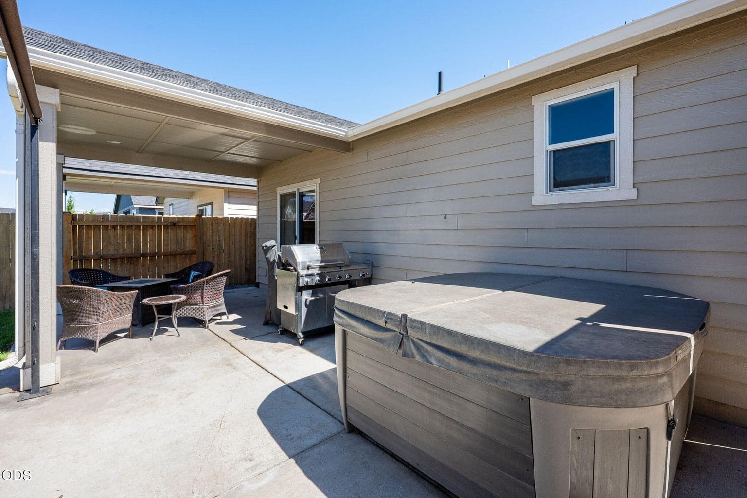 Photo of 1549 NW Upas Place 24 of 28