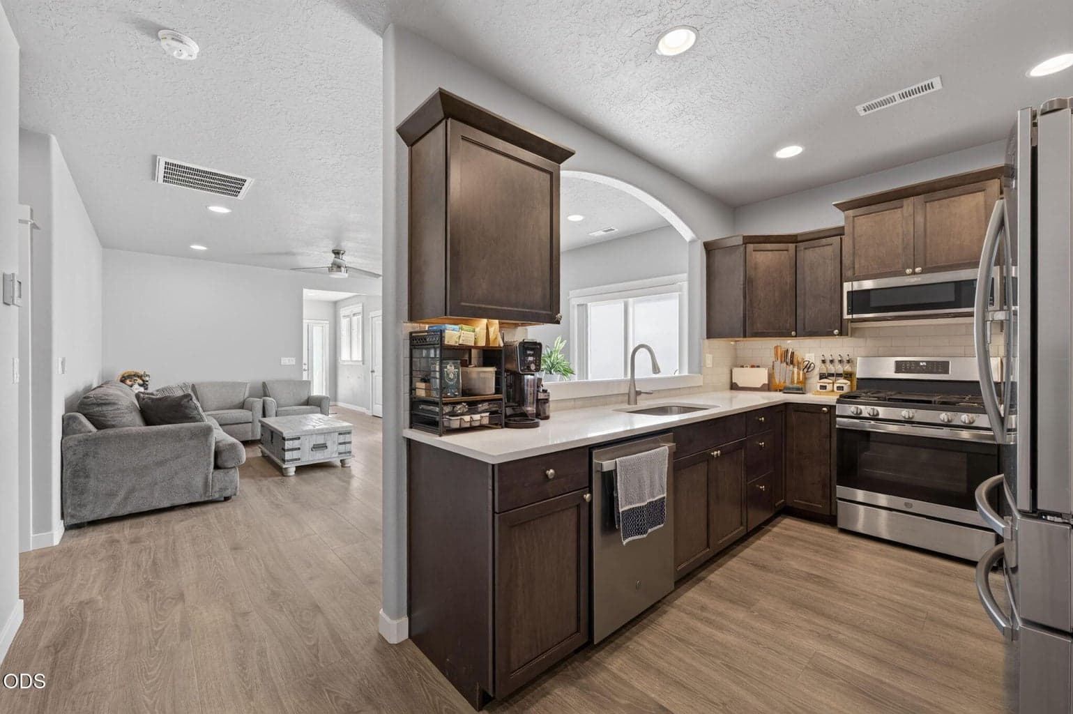 Photo of 1549 NW Upas Place 7 of 28
