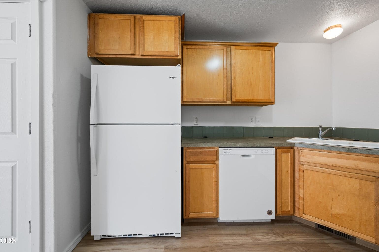 Photo of 970 SE Kierra Place 13 of 30