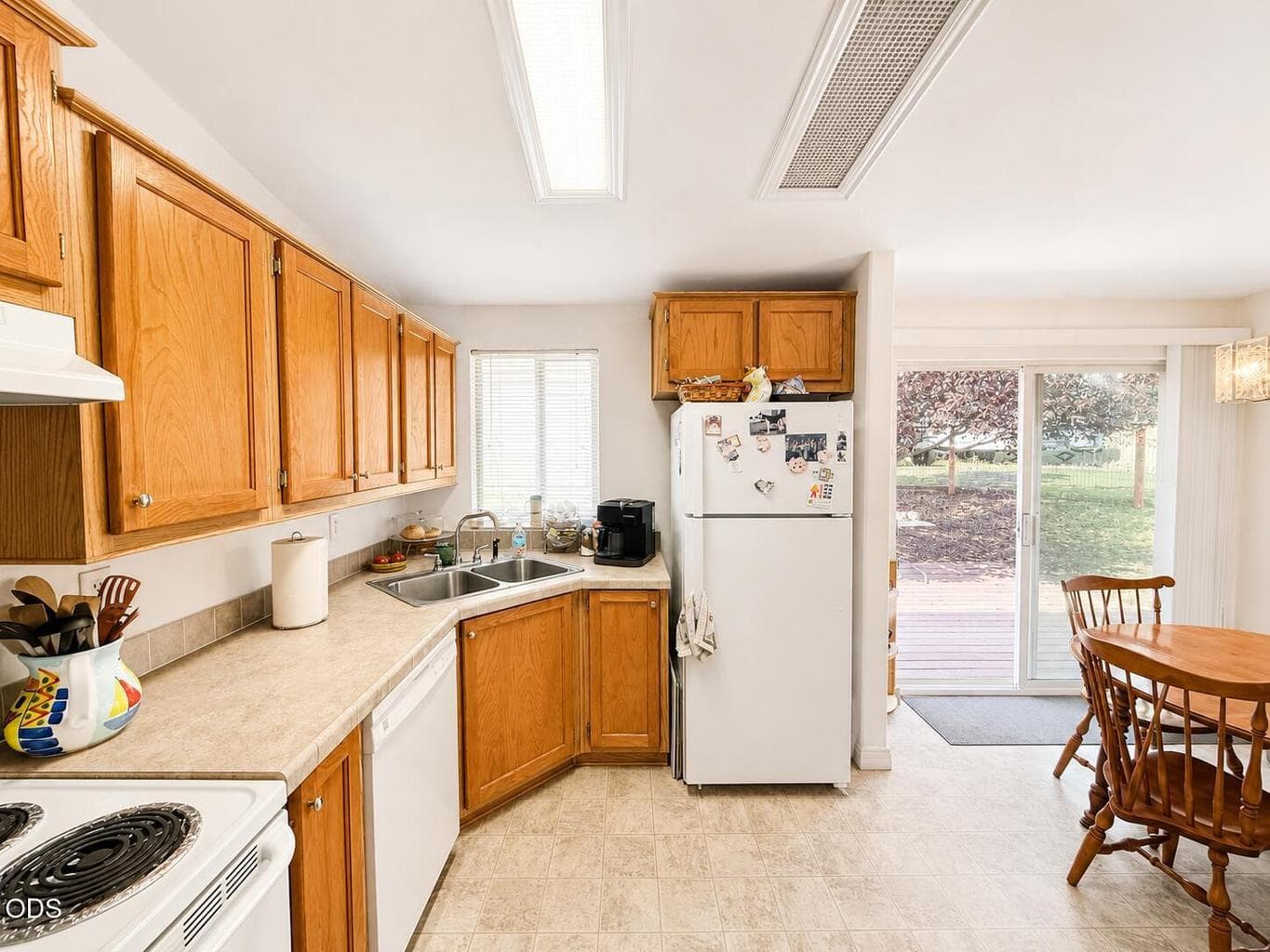 Photo of 11263 NW Irvine Avenue 5 of 15