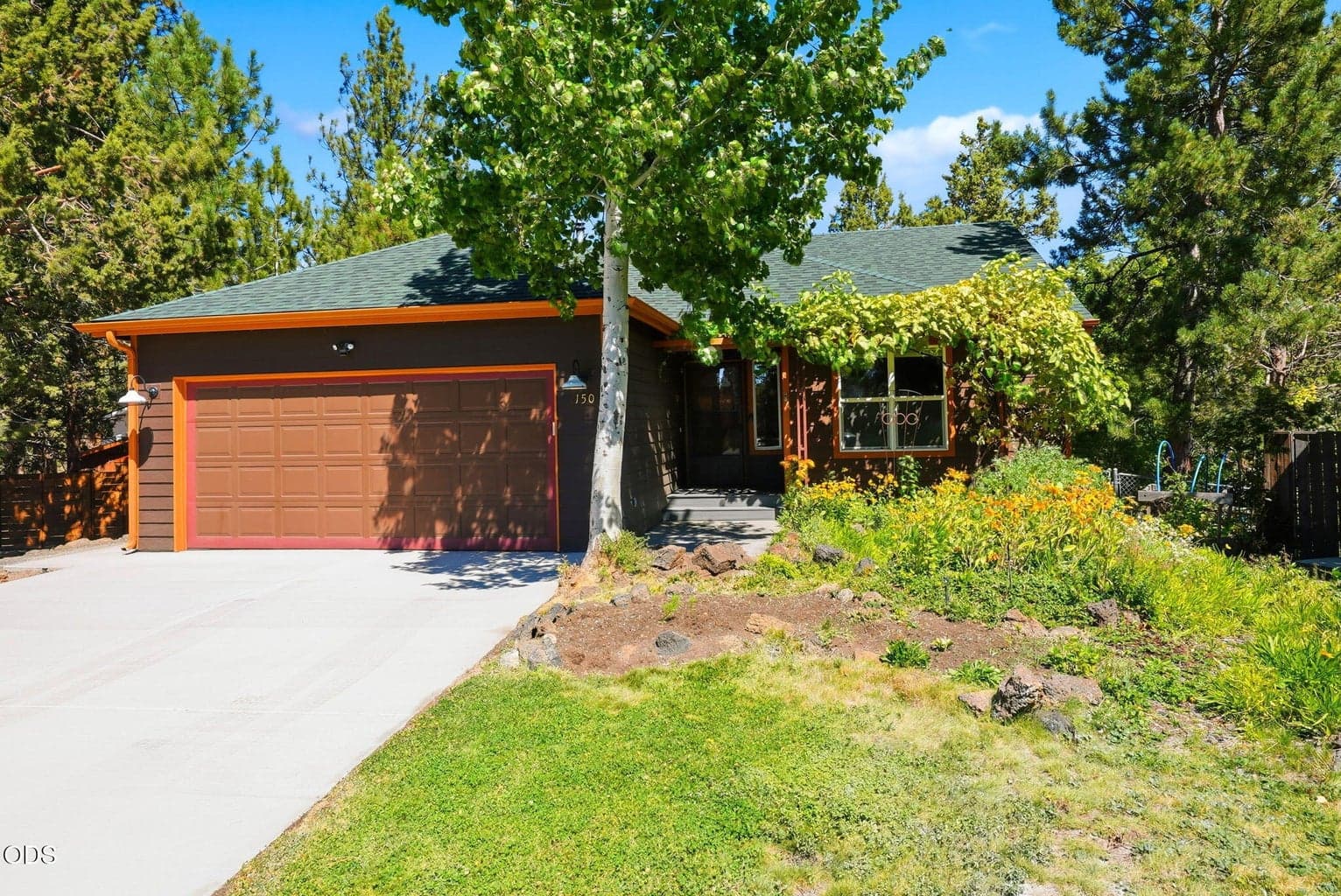 Photo of 150 SE Windance Court 3 of 53