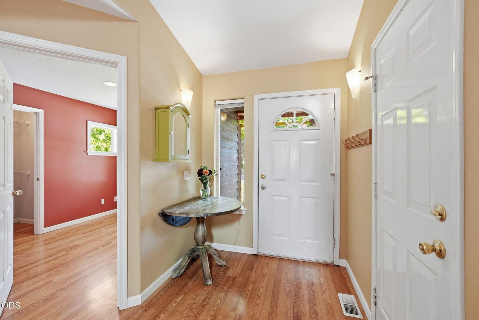 Photo of 150 SE Windance Court 7 of 53