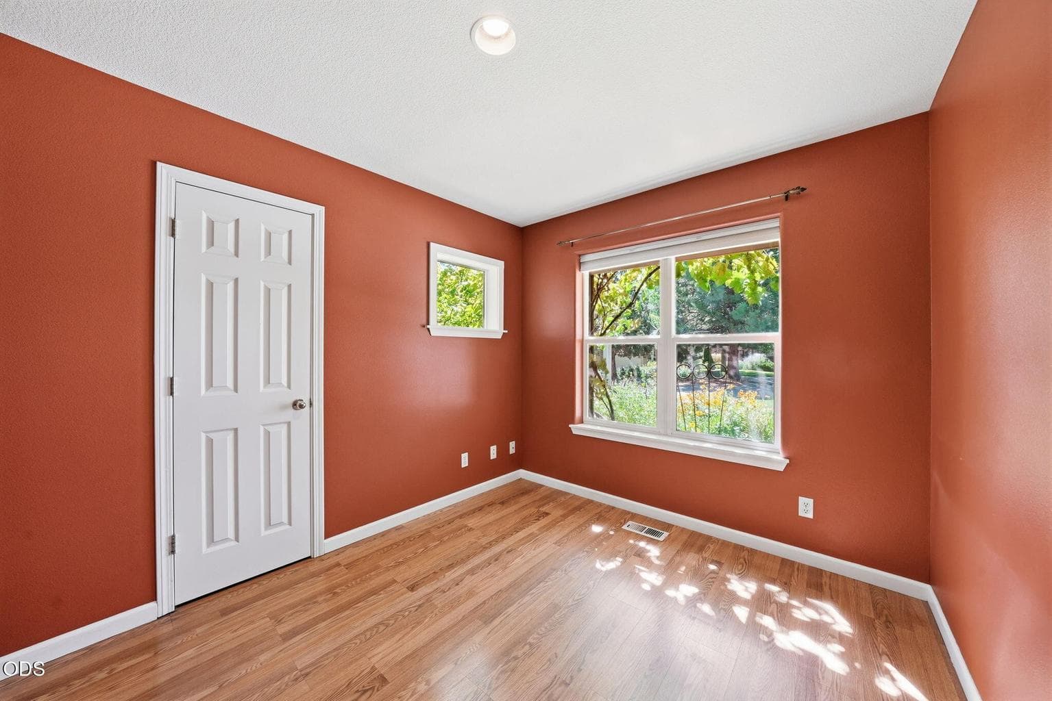 1st bedroom