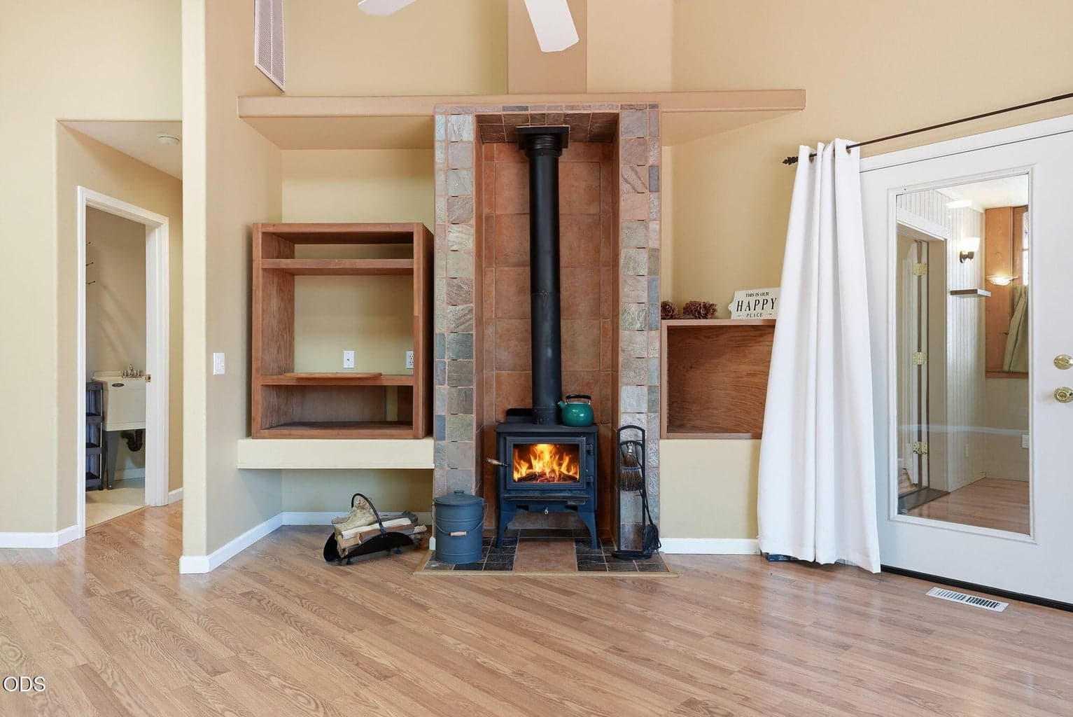 Photo of 150 SE Windance Court 15 of 53