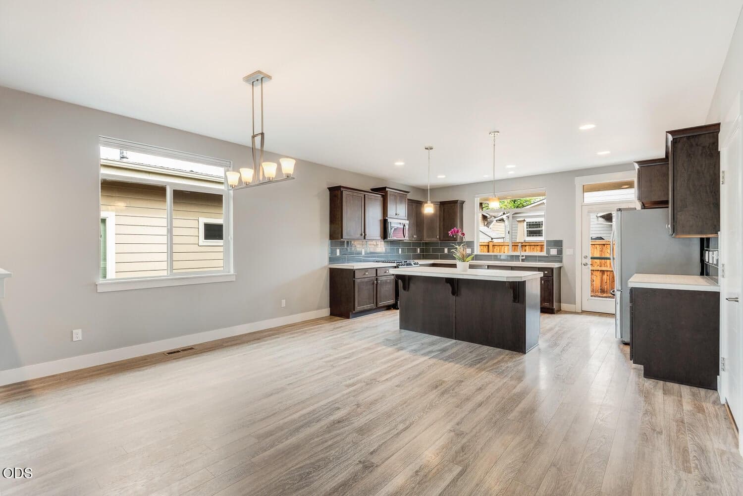 Photo of 2801 NE Great Horned Place 8 of 28