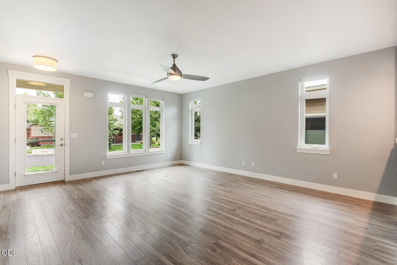 Photo of 2801 NE Great Horned Place 4 of 28