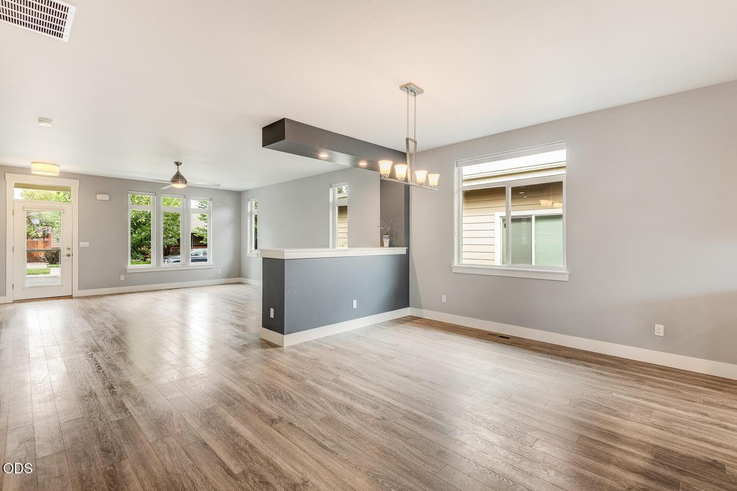 Photo of 2801 NE Great Horned Place 9 of 28