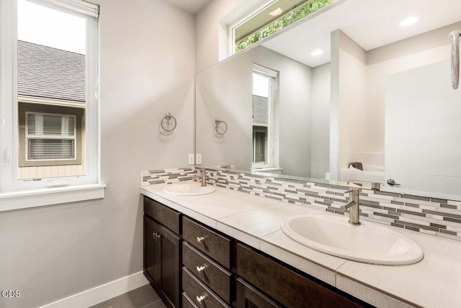 Photo of 2801 NE Great Horned Place 18 of 28