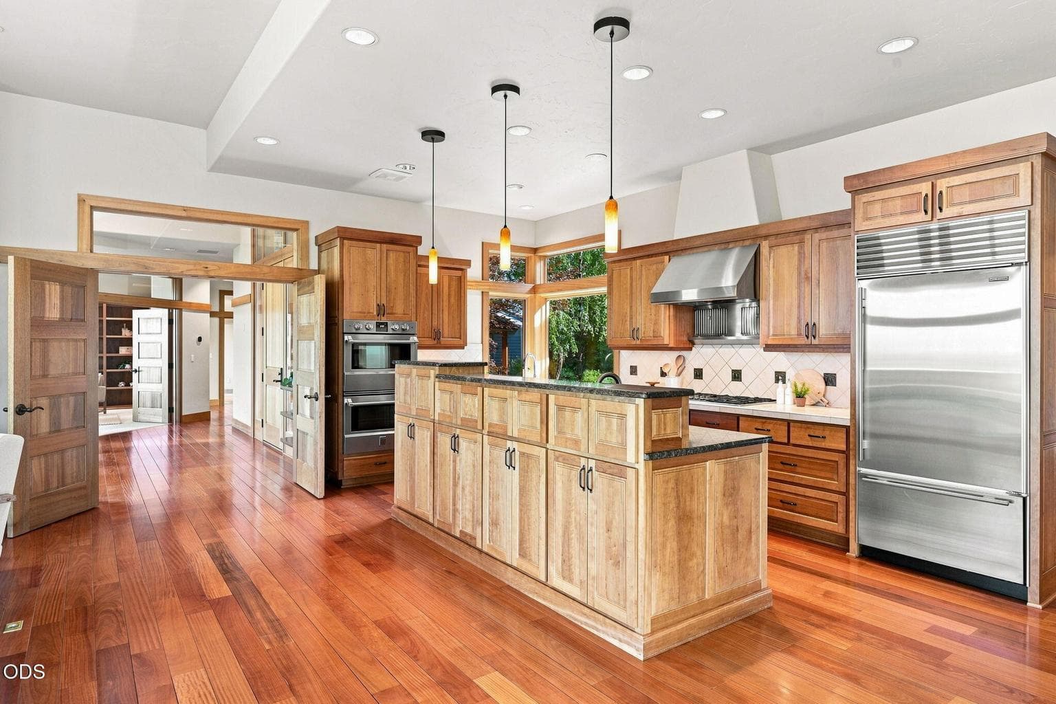 Photo of 8843 SW Pokegama Drive 15 of 91