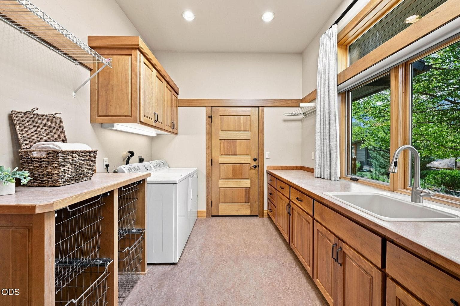 Photo of 8843 SW Pokegama Drive 49 of 91