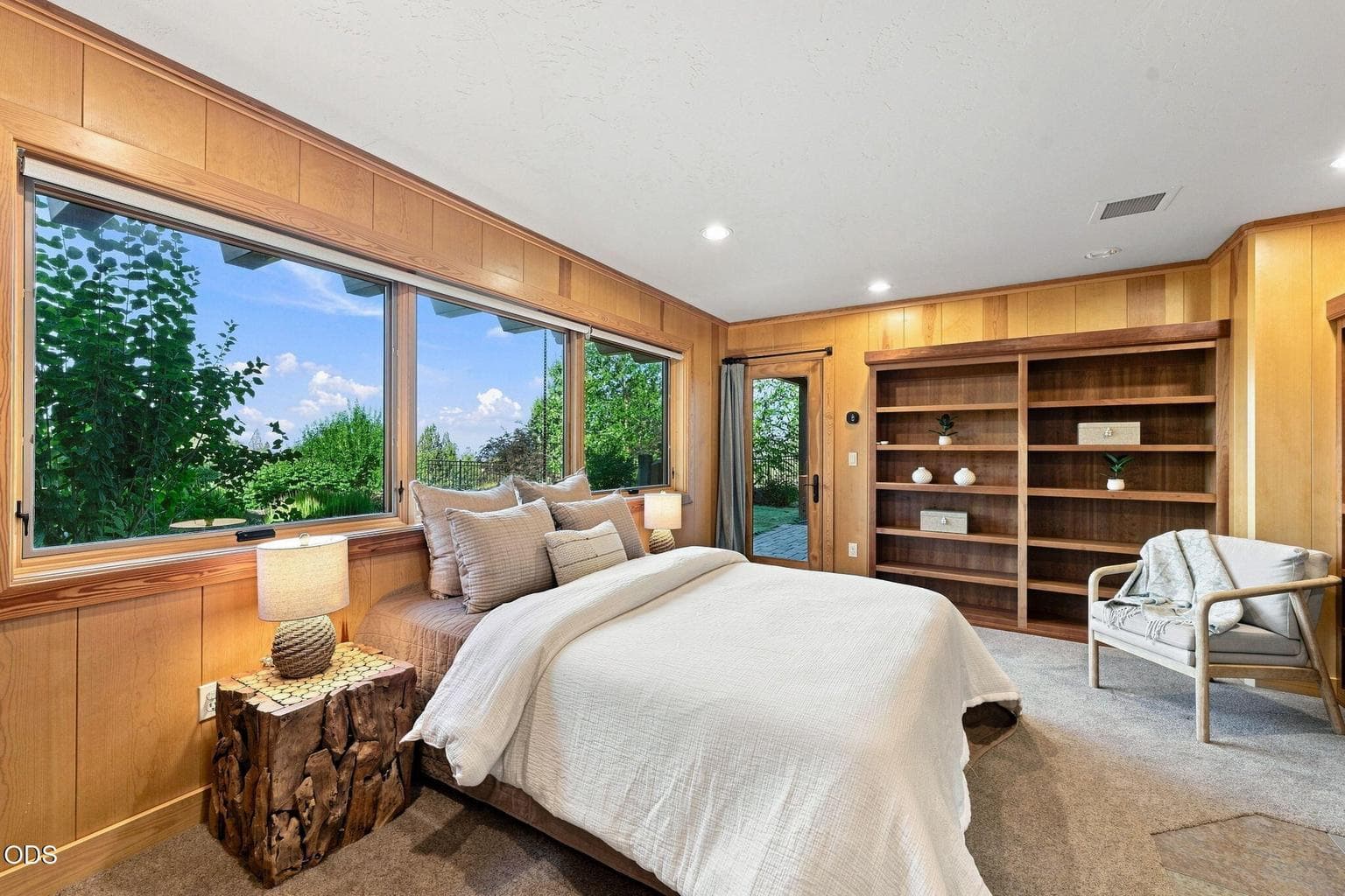 Photo of 8843 SW Pokegama Drive 53 of 91