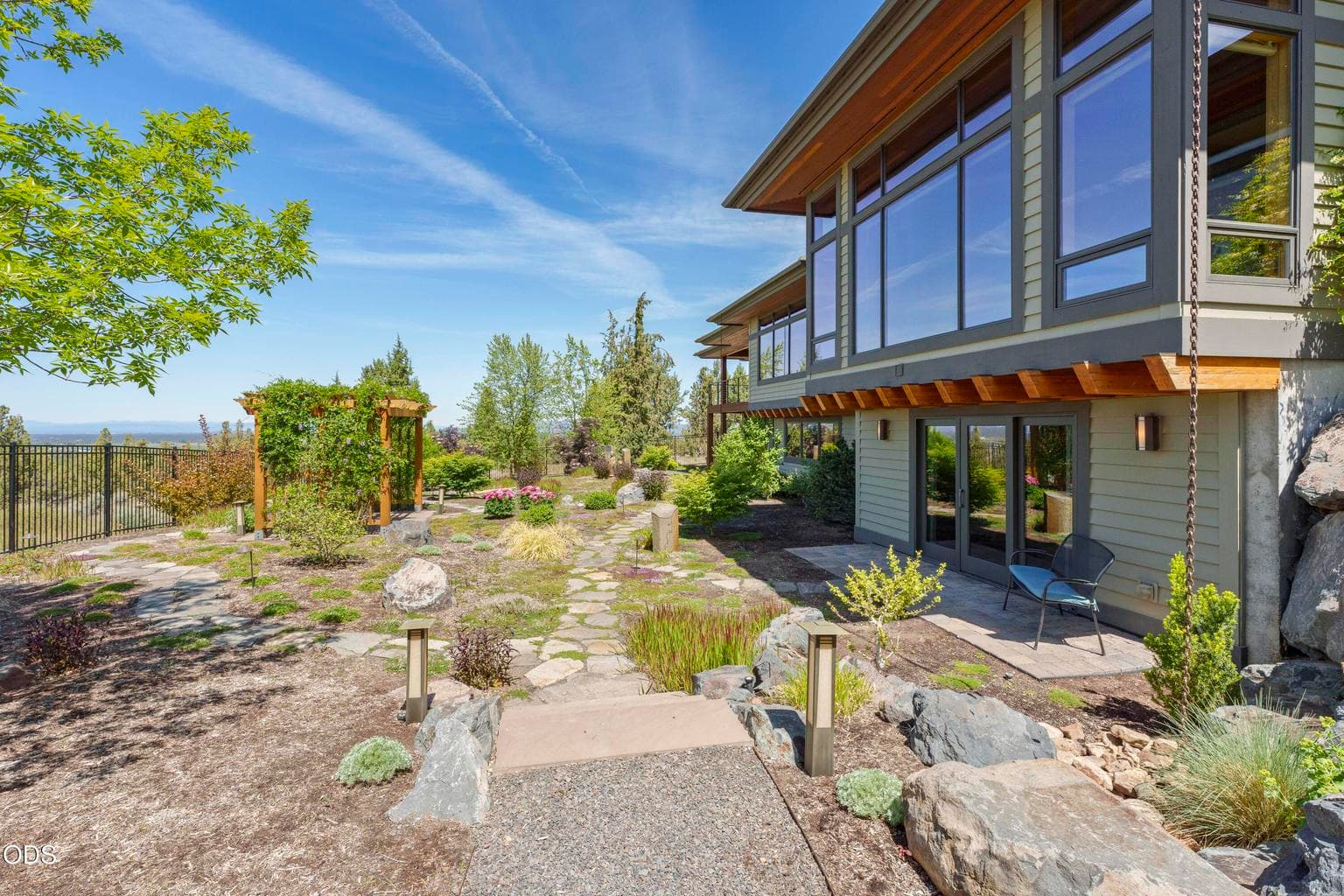 Photo of 8843 SW Pokegama Drive 75 of 91
