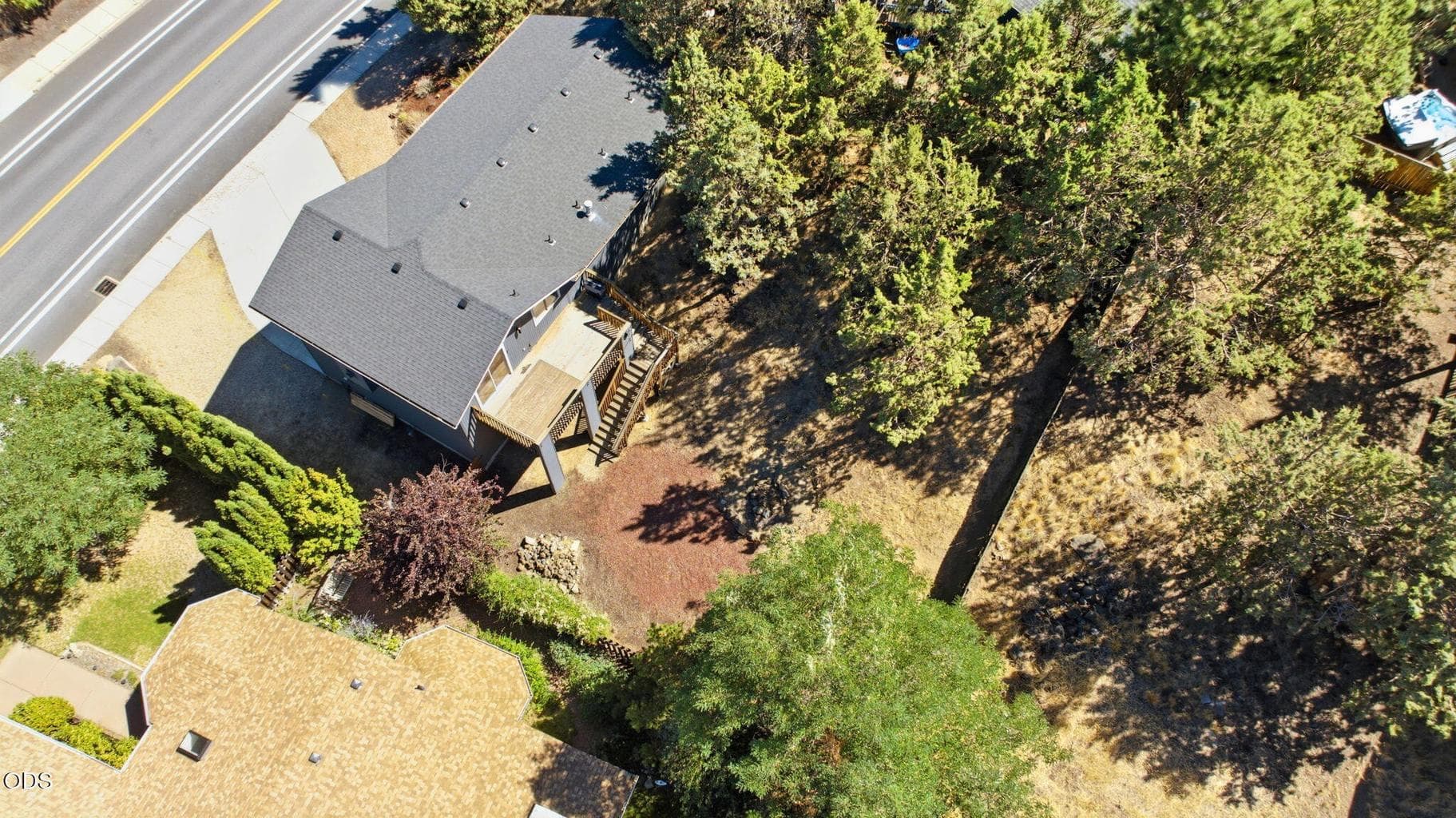 Photo of 3037 NE Purcell Boulevard 28 of 32
