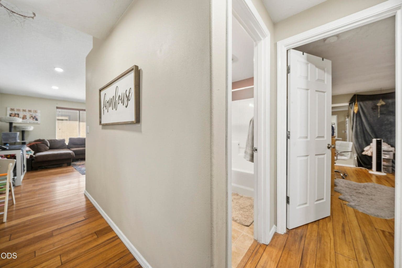 Photo of 16423 Riley Drive 10 of 24