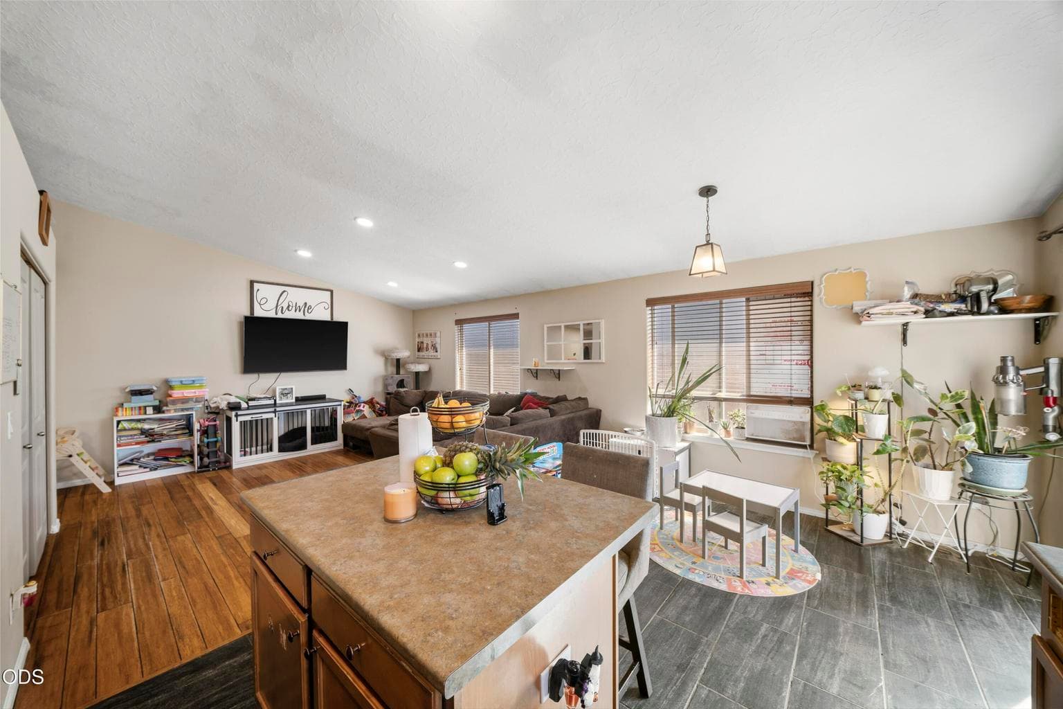 Photo of 16423 Riley Drive 15 of 24